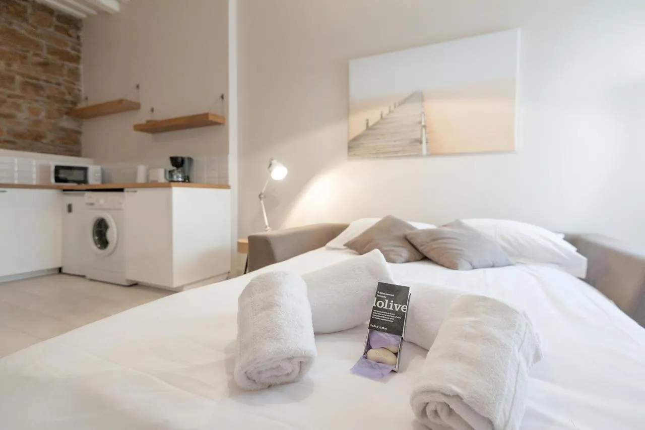 Guestready - Charming Studio For 2 Near The Metro Apartment Lyon 0*,  France